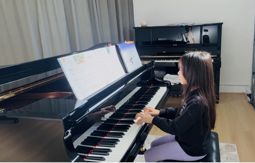 Private piano 7